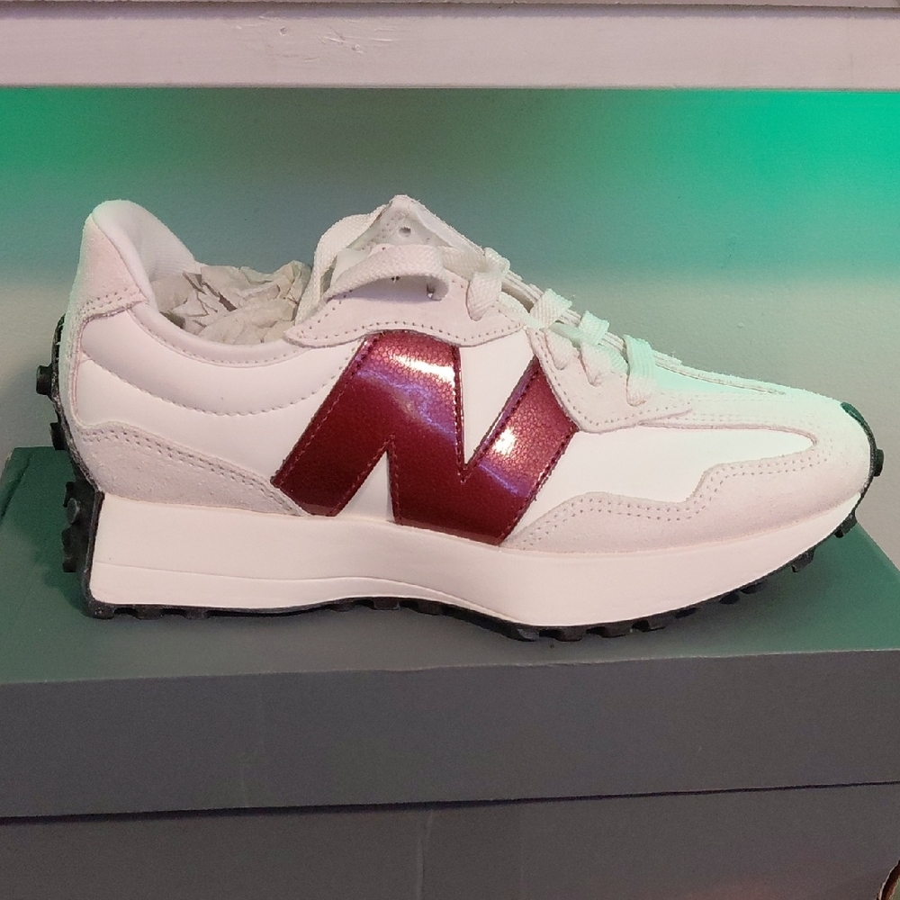 NEW WITH TAGS! White Sneakers with Red Accent